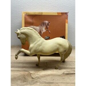 Vtg 1979 Breyer Legionario III Andalusian Stallion Alabaster Horse Mold # 68